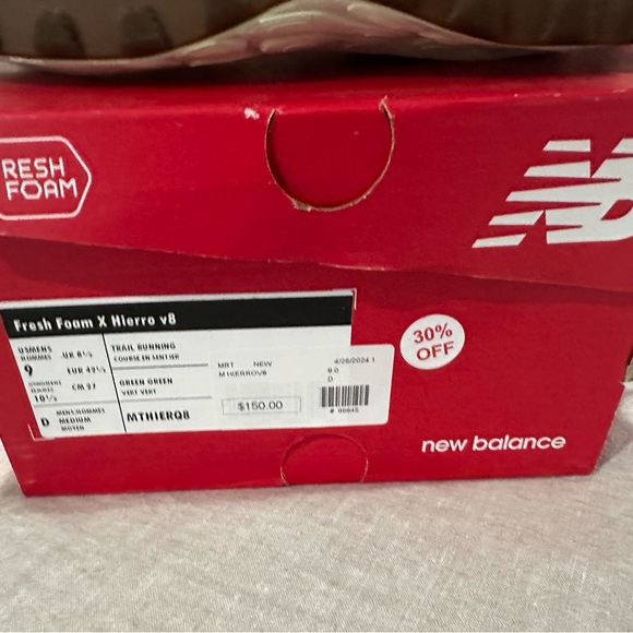 New Balance Fresh Foam X Mierro v8 size 9 main image 4